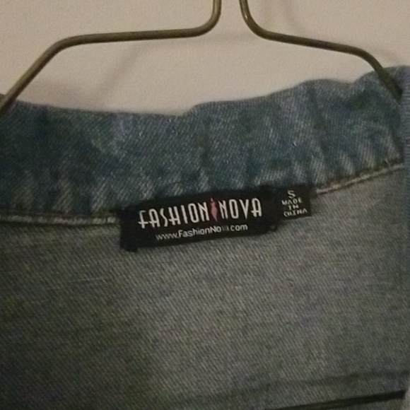 Fashion Nova Oversized Jean Jacket - Picture 3 of 5